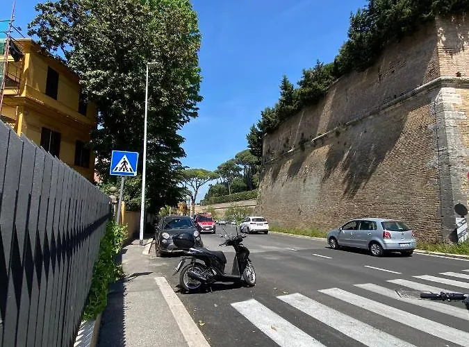 La Petite Sissi Vaticano Appartement